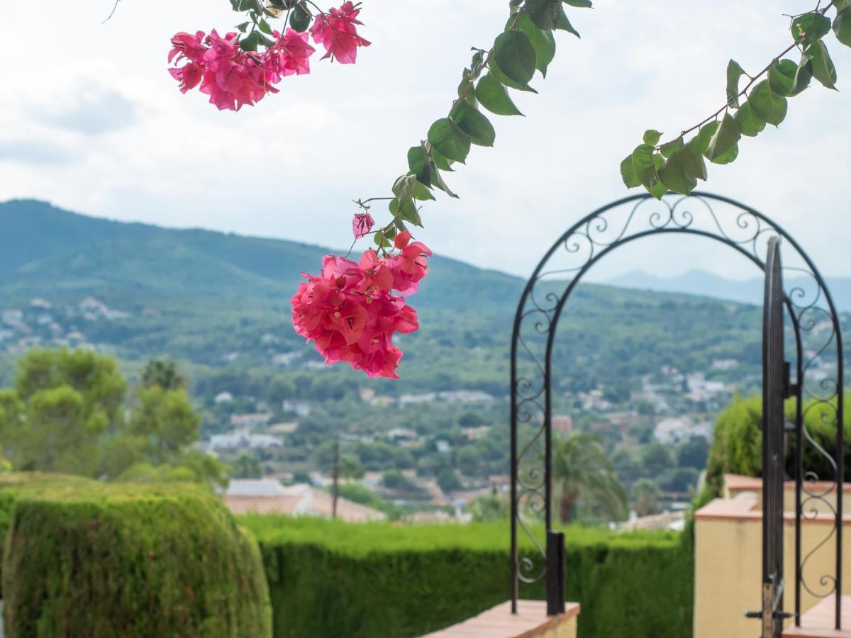 Authentic Groundfloor Apartment In Beautiful Villa, Jávea Exteriör bild