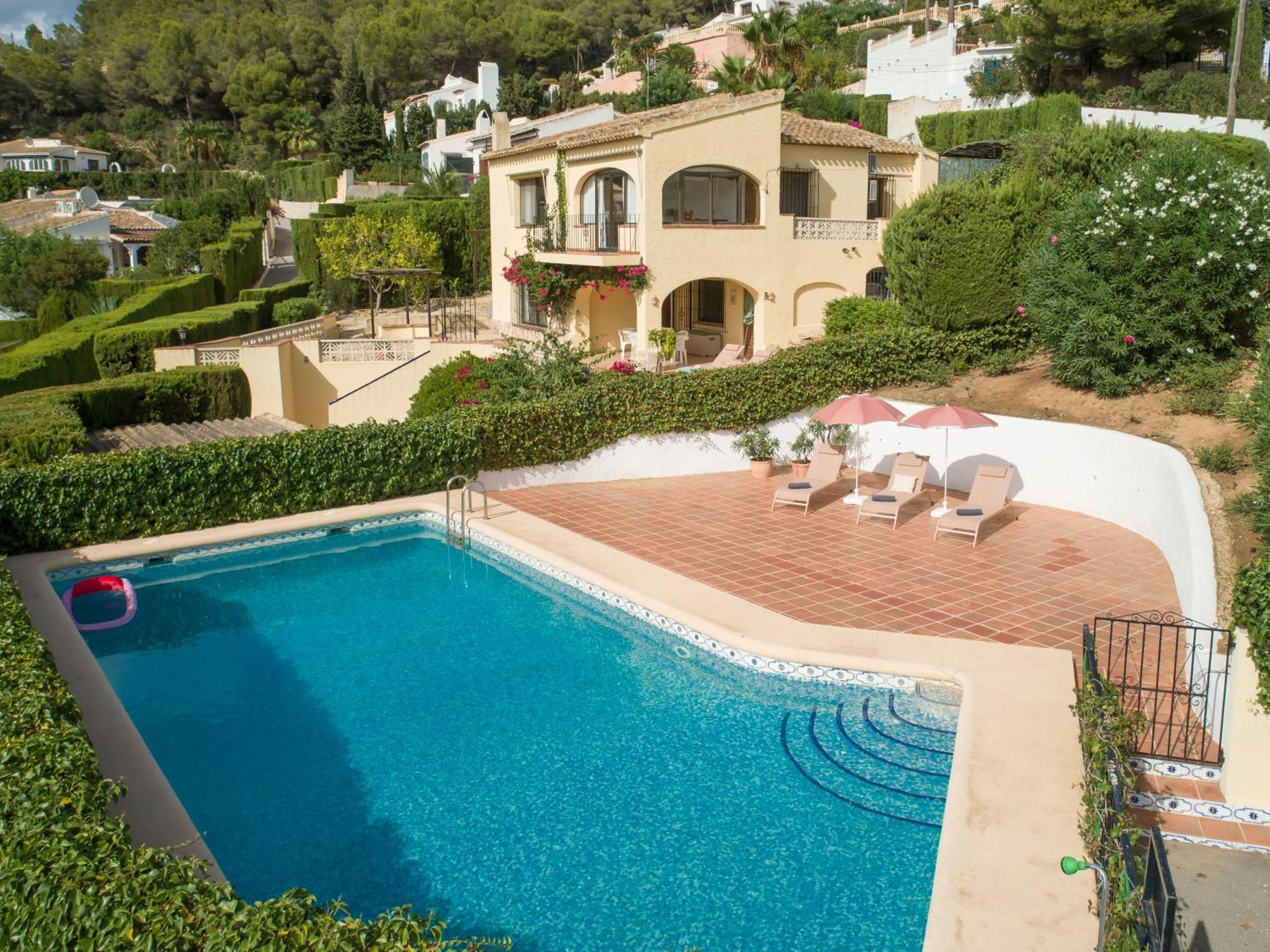 Authentic Groundfloor Apartment In Beautiful Villa, Jávea Exteriör bild